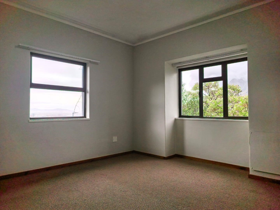 2 Bedroom Property for Sale in Tamboerskloof Western Cape